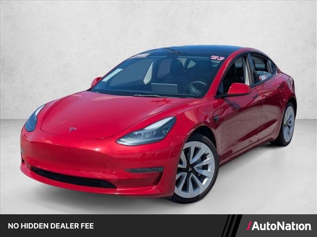 Used 2023 Tesla Model 3 Standard Range RWD image 1