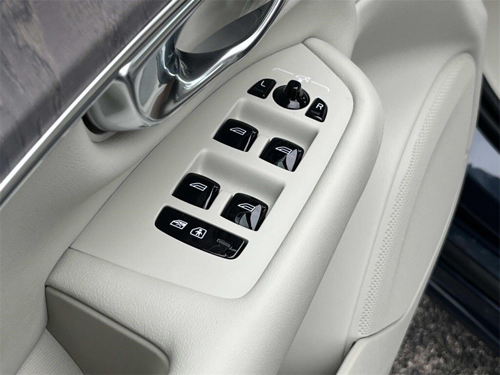 Certified 2026 Volvo XC90 B6 Ultra AWD/4WD image 22