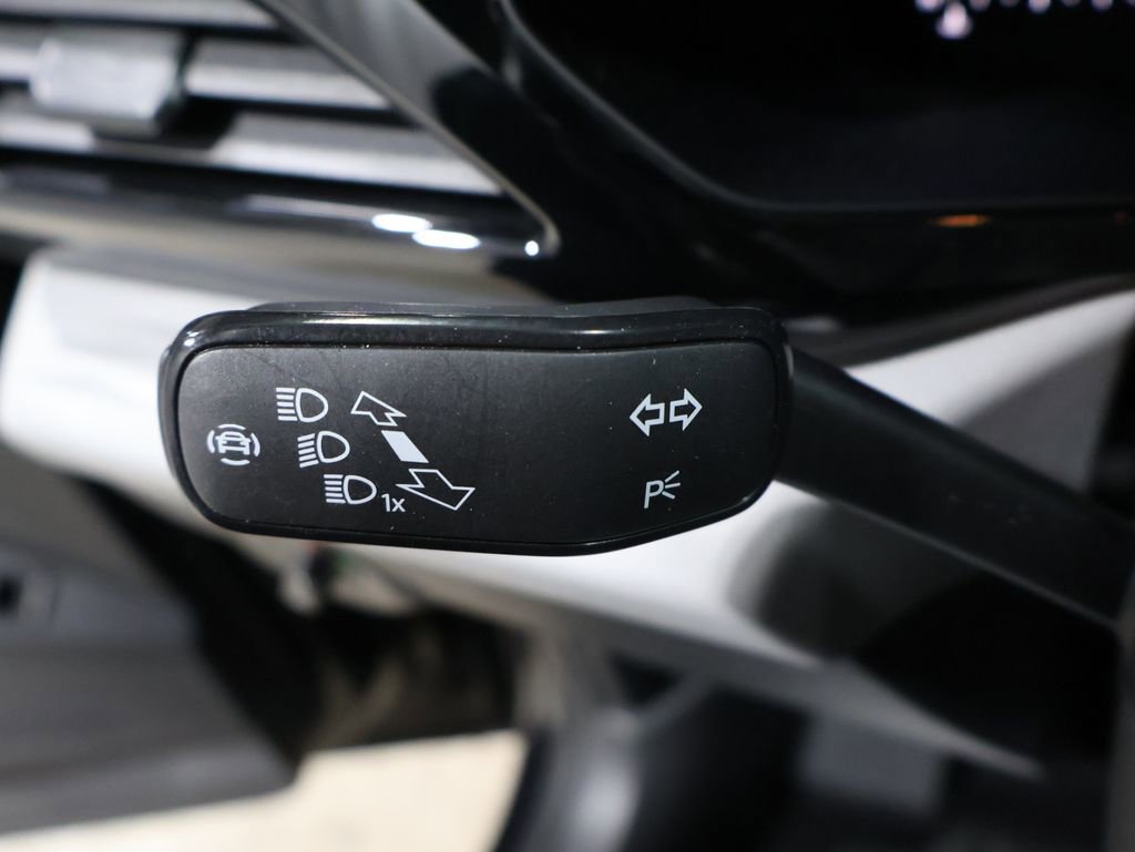 Used 2022 Volkswagen Taos S w/ IQ Drive S Package image 37