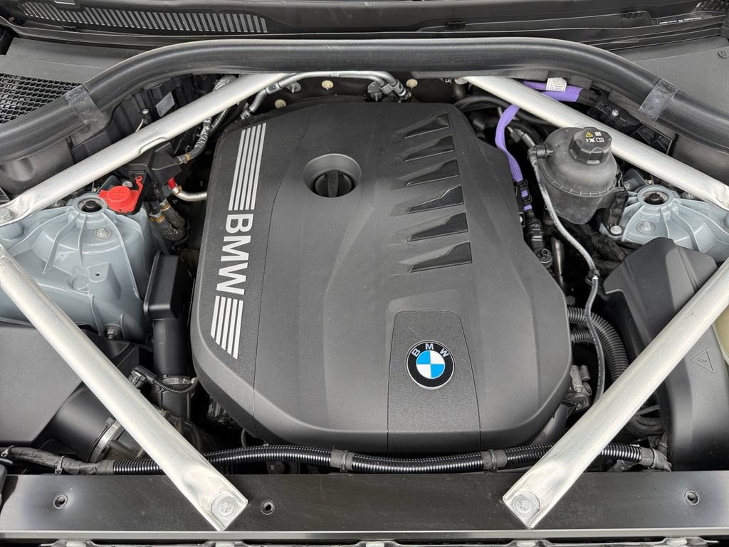 Used 2024 BMW X5 xDrive40i w/ M Sport Package AWD/4WD image 36
