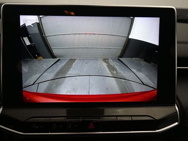 Used 2022 Jeep Compass Limited image 17