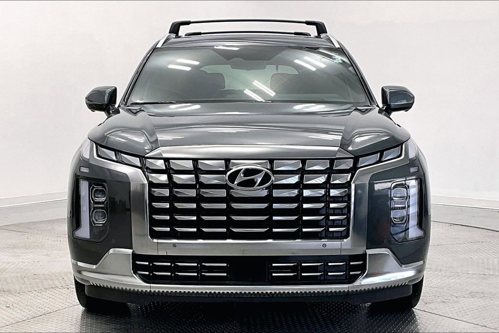 Used 2023 Hyundai Palisade Calligraphy w/ Cargo Package image 3