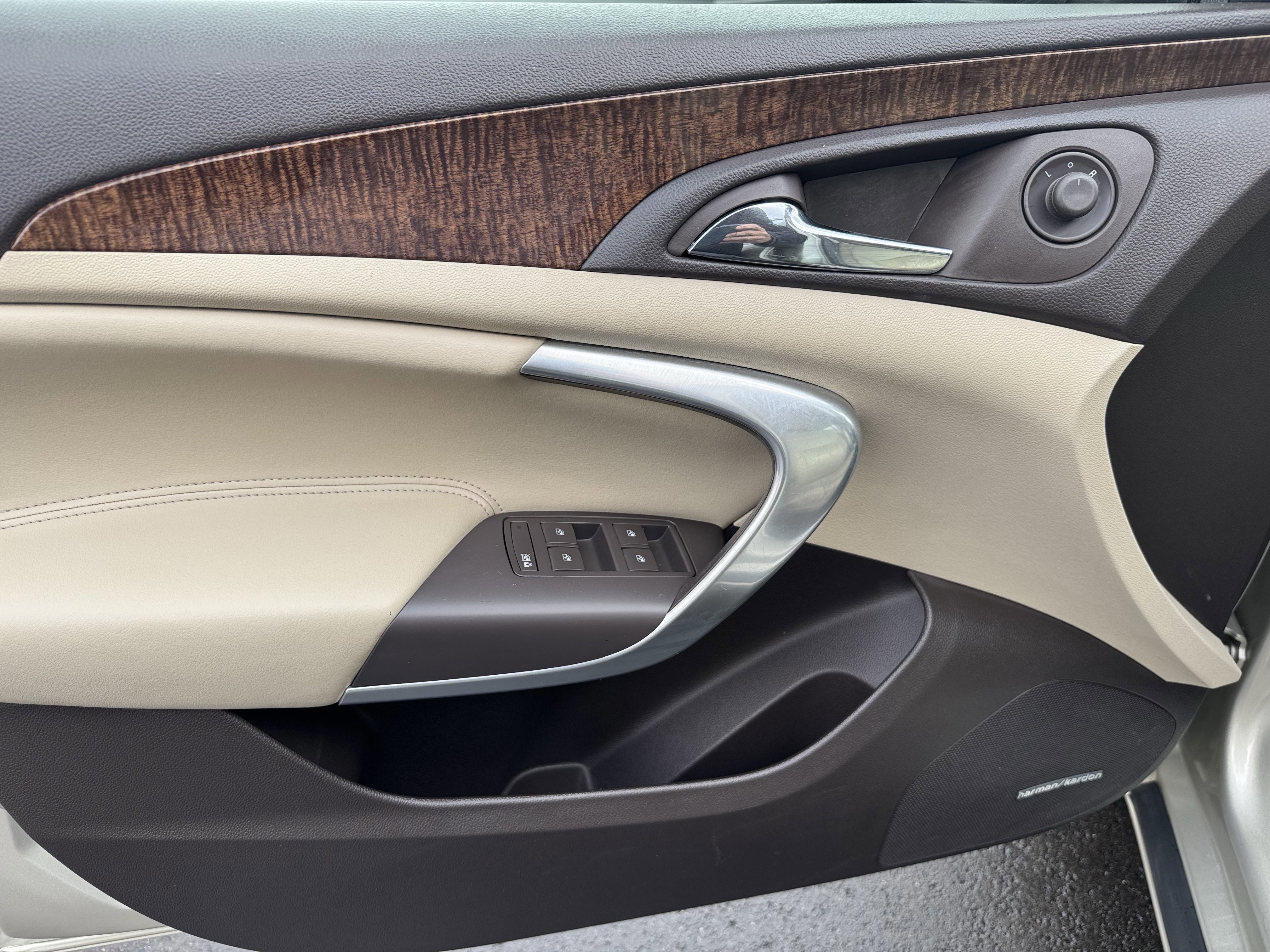 Used 2013 Buick Regal Premium image 22