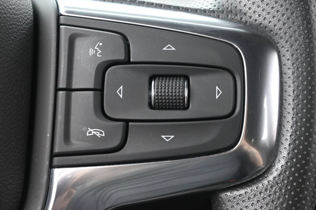 Used 2023 Chevrolet Blazer LT w/ Convenience Package FWD image 30