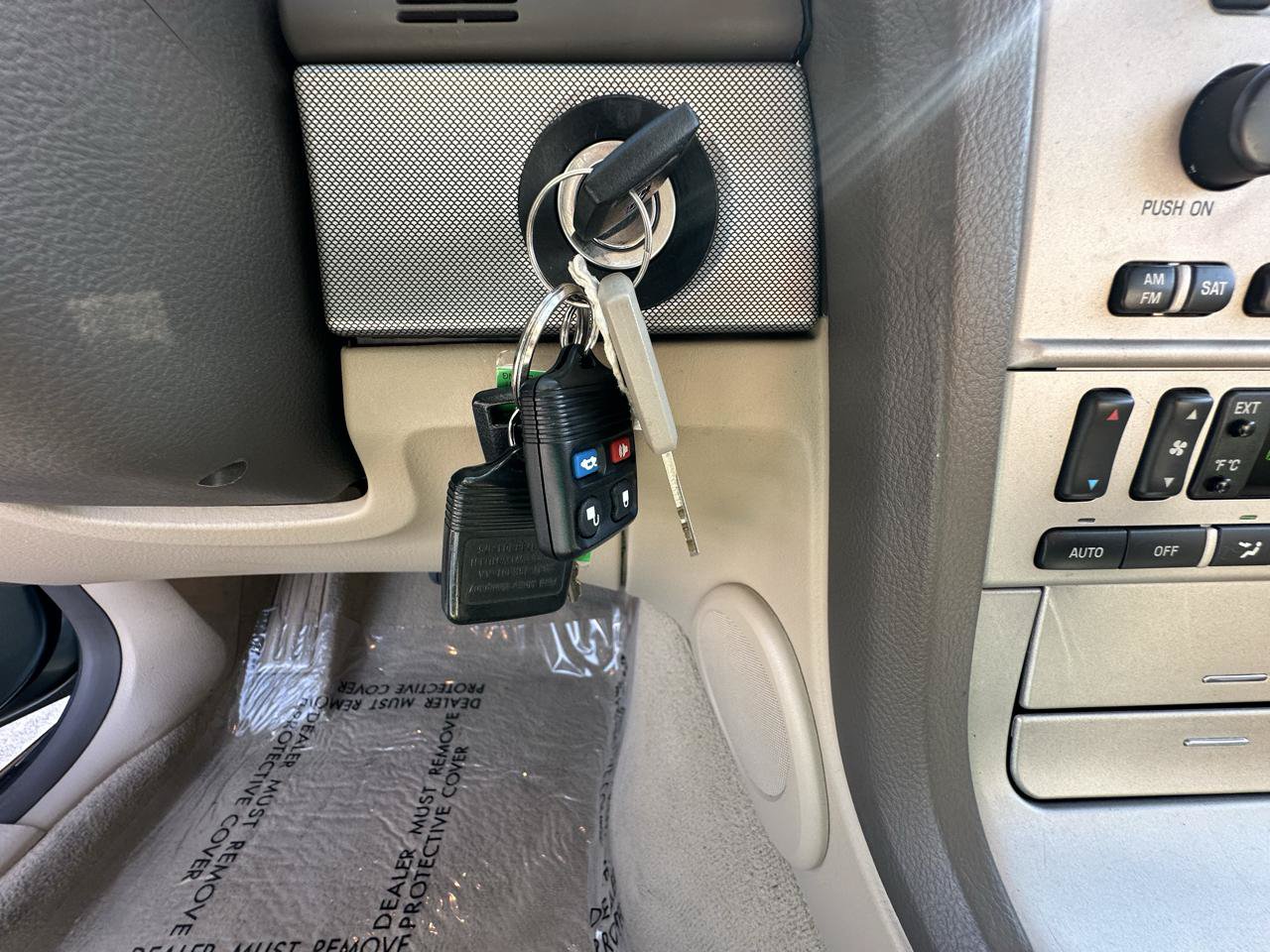 Used 2005 Lincoln LS RWD image 30