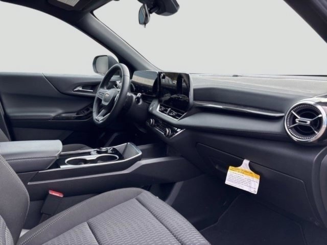 Used 2026 Chevrolet Equinox LT FWD image 39