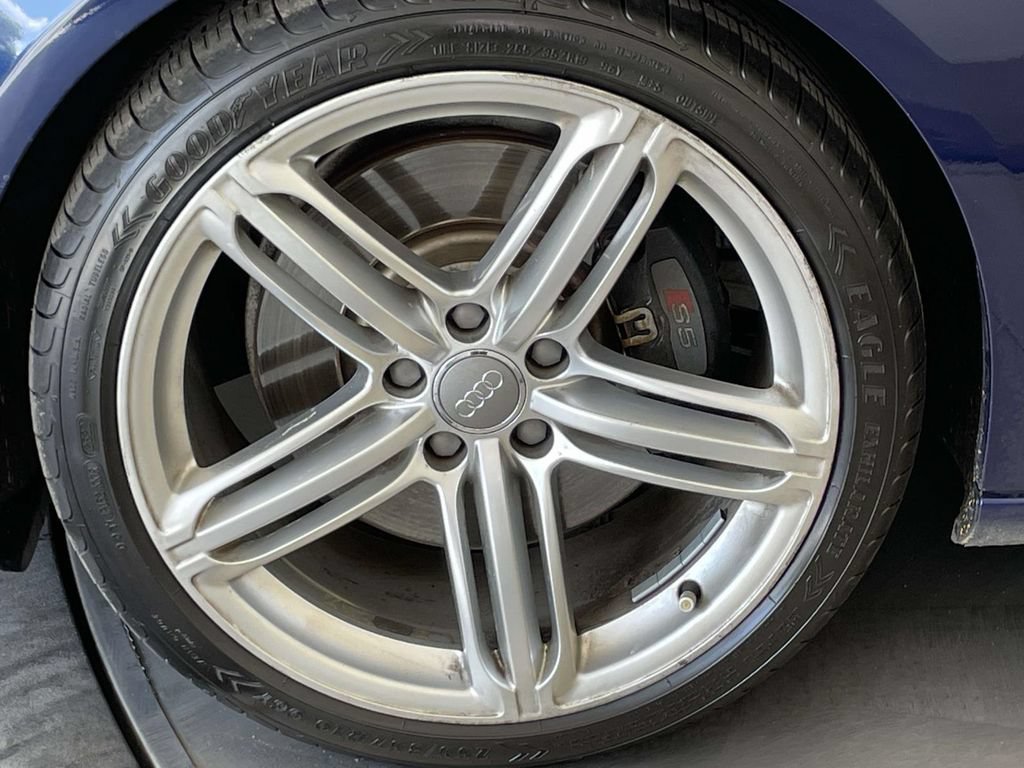Used 2013 Audi S5 Prestige w/ Prestige Pkg AWD/4WD image 12