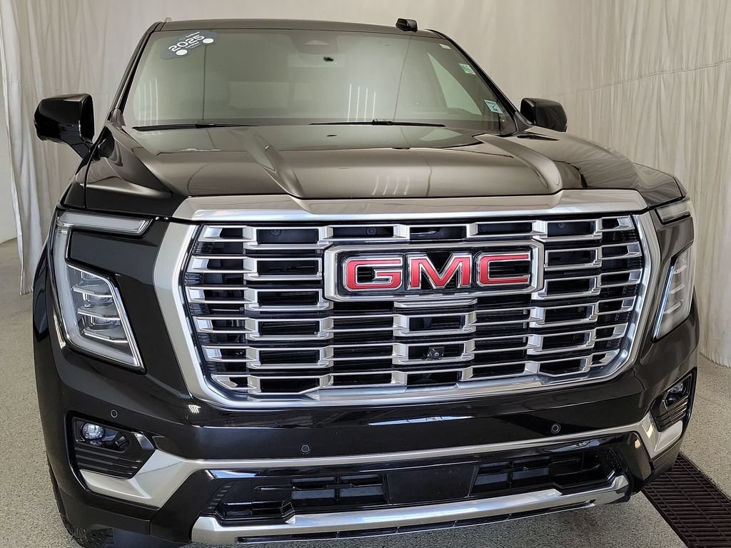 Certified 2025 GMC Yukon Denali AWD/4WD image 3