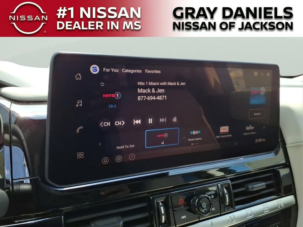 New 2026 Nissan Pathfinder SL FWD image 17
