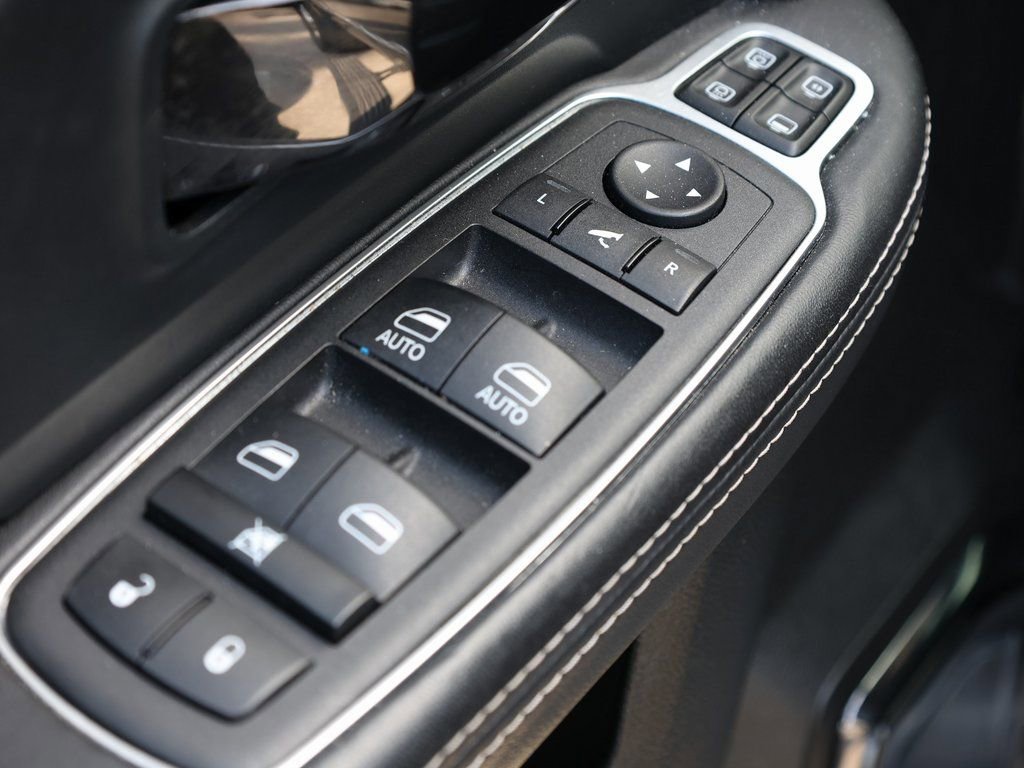 Used 2023 RAM 3500 Limited AWD/4WD image 12