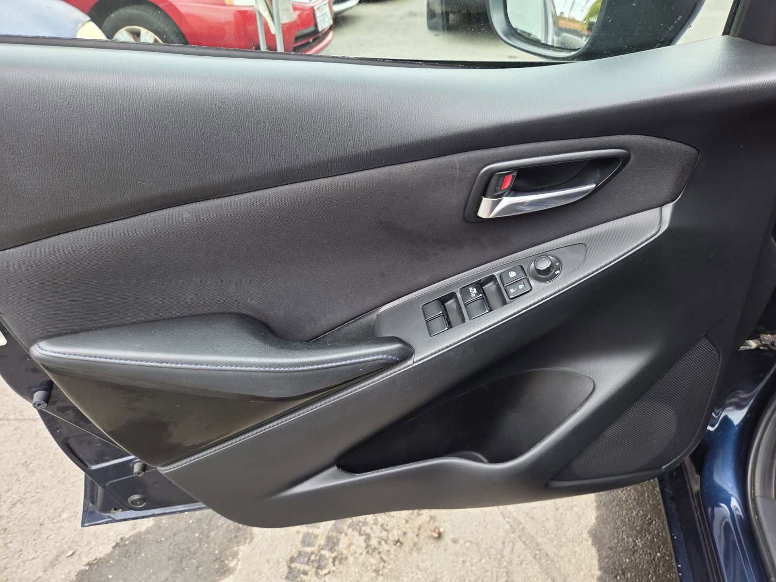 Used 2016 Scion iA FWD image 5