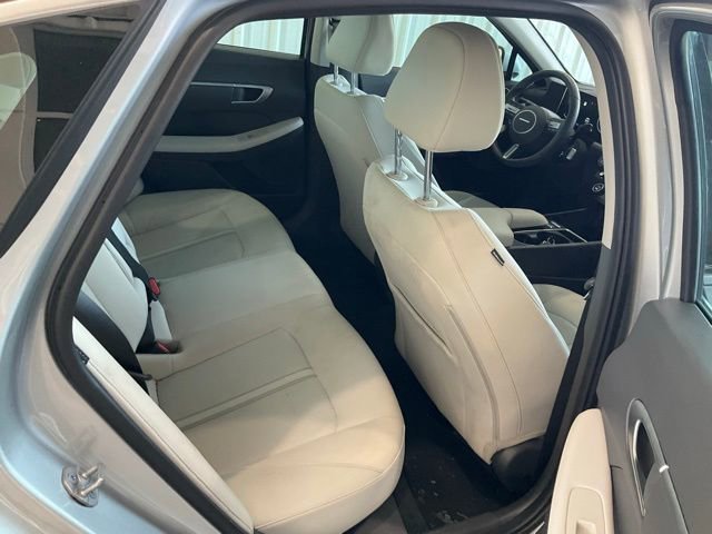 Used 2025 Hyundai Sonata SEL FWD image 23