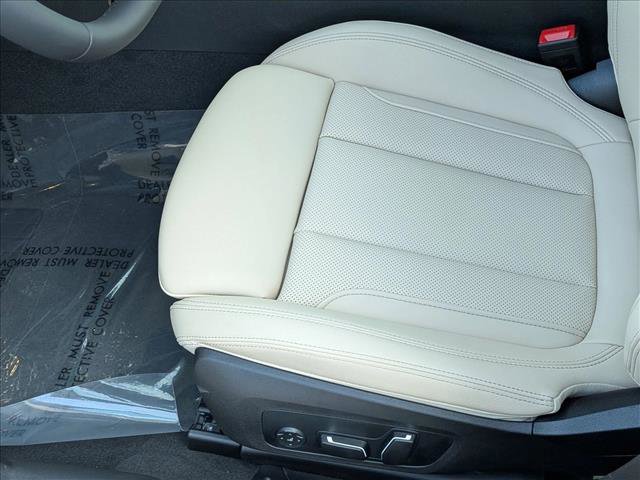 New 2026 BMW 330i xDrive Sedan w/ Premium Package image 4