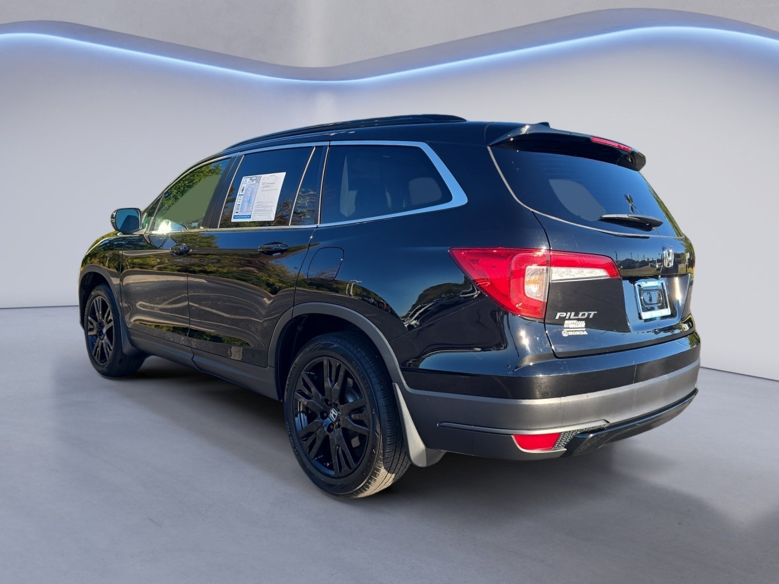 Used 2022 Honda Pilot Special Edition image 3