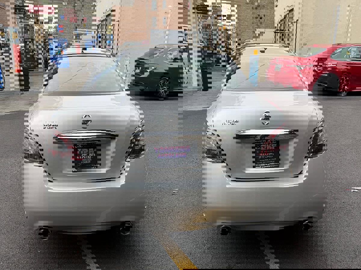 Used 2012 Nissan Maxima 3.5 SV w/ Premium Pkg image 4