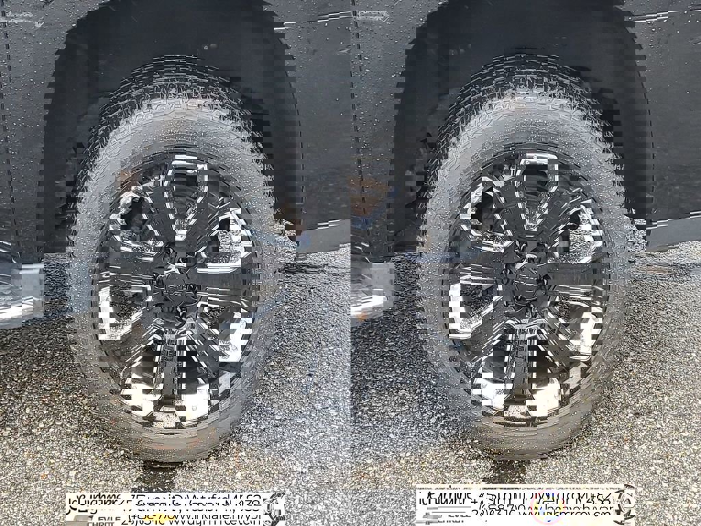 Used 2018 GMC Yukon XL SLT image 34