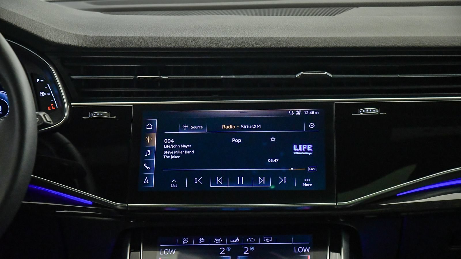 Used 2019 Audi Q8 Premium Plus AWD/4WD image 17