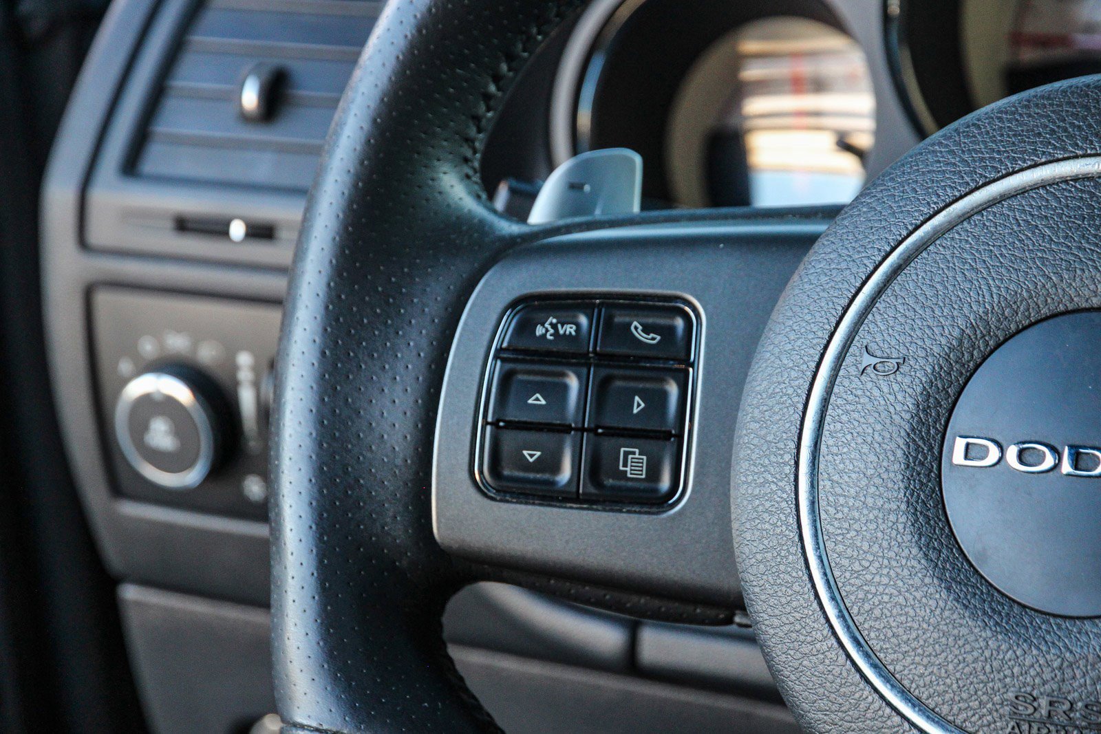 Used 2014 Dodge Challenger R/T image 25