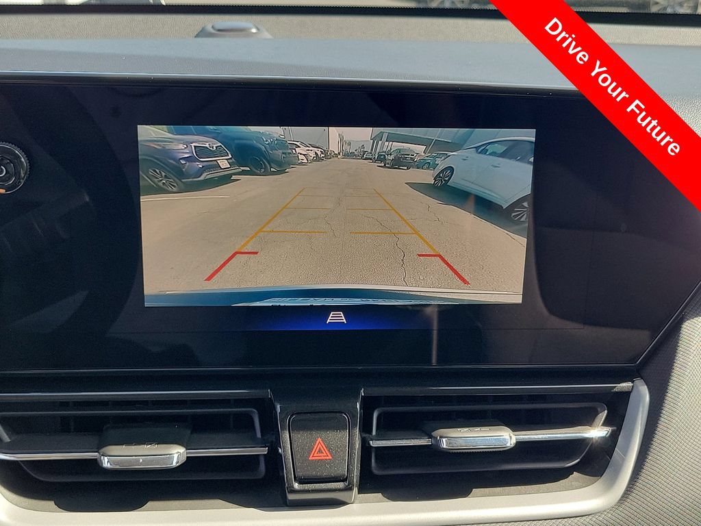 Used 2025 Chevrolet TrailBlazer LT AWD/4WD image 12