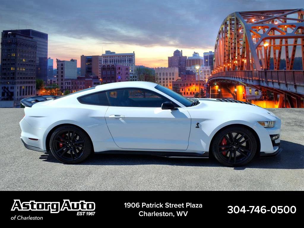 Used 2020 Ford Mustang Shelby GT500 w/ Technology Package RWD image 2