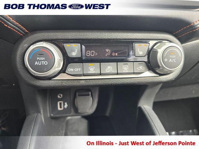 Used 2021 Nissan Versa SR w/ Convenience Package image 16