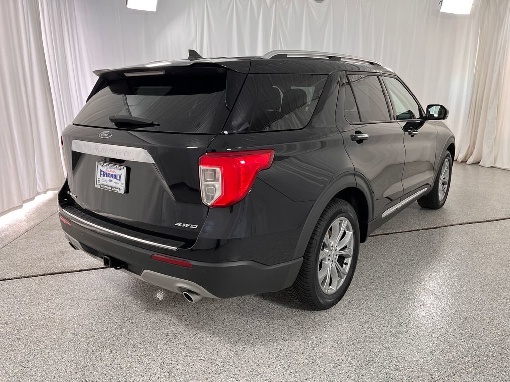 Used 2022 Ford Explorer Limited w/ Equipment Group 301A AWD/4WD image 13