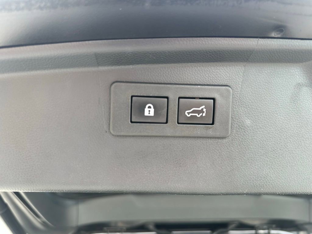 Used 2021 Subaru Outback Touring image 8