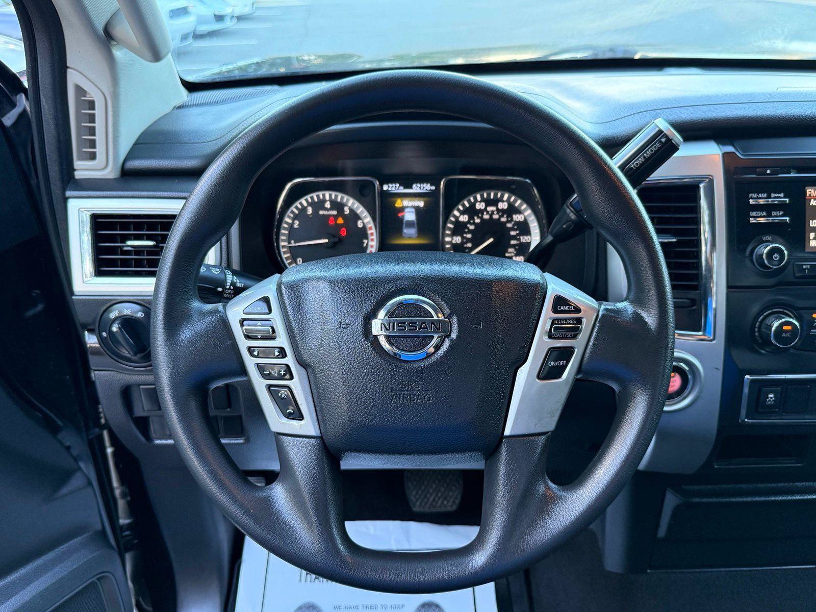 Used 2017 Nissan Titan SV RWD image 21