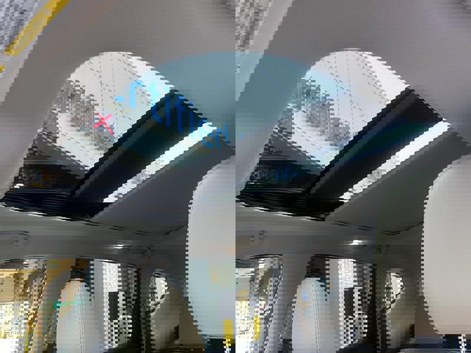 Used 2023 Nissan Murano Platinum w/ Cargo Package image 44