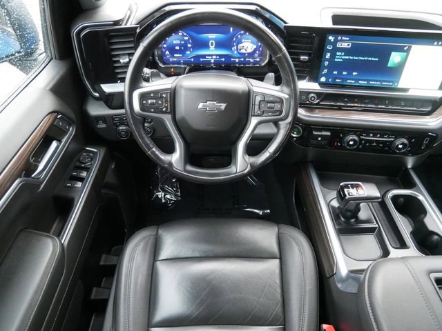 Used 2022 Chevrolet Silverado 1500 LT Trail Boss w/ Convenience Package II image 9