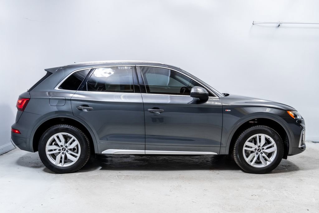 Used 2023 Audi Q5 2.0T Premium w/ Convenience Package AWD/4WD image 8