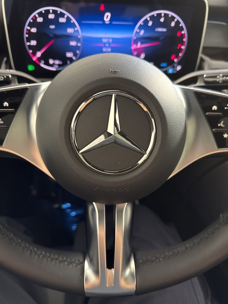 Certified 2025 Mercedes-Benz GLC 300 4MATIC image 33