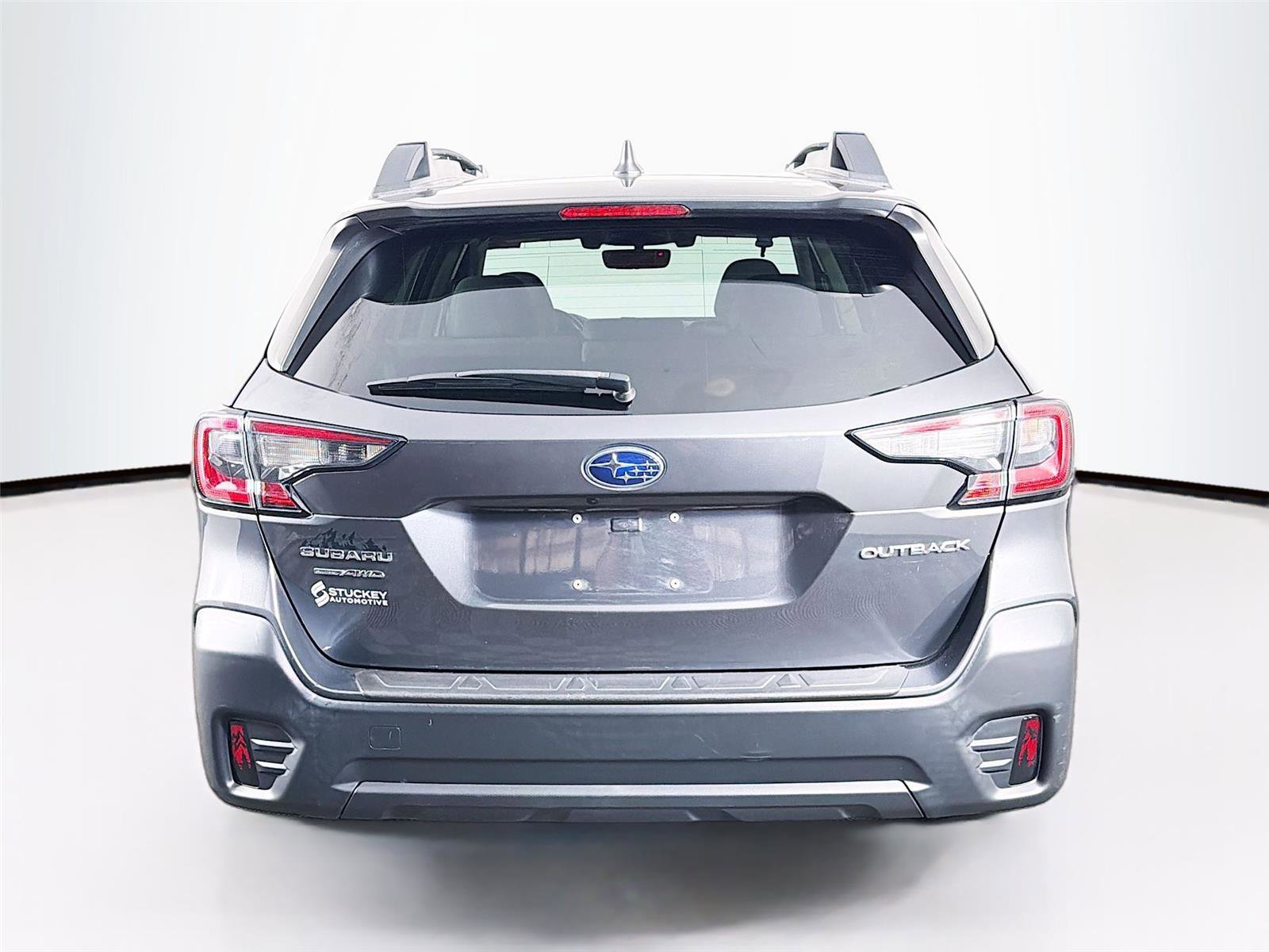Used 2021 Subaru Outback Premium AWD/4WD image 6