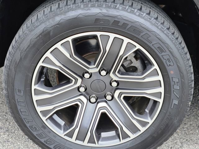 Used 2024 Jeep Wagoneer L Series II w/ Flexible Seating Group image 10