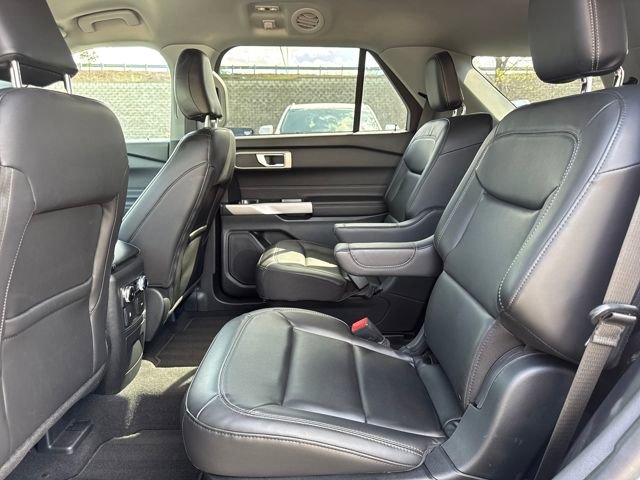 Used 2023 Ford Explorer XLT w/ Equipment Group 202A image 11