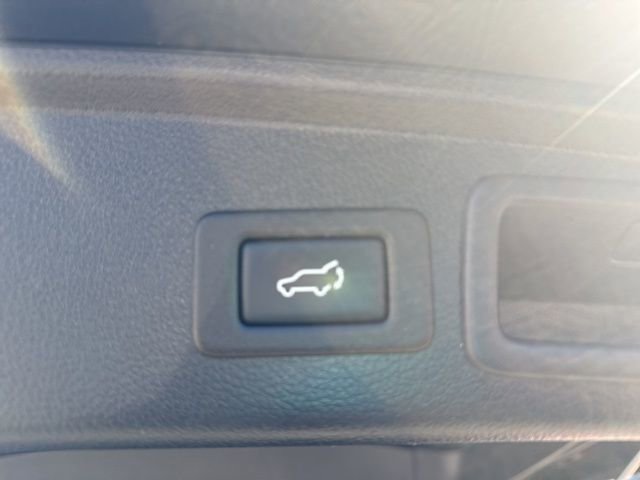 Used 2016 Subaru Forester 2.5i Limited image 13