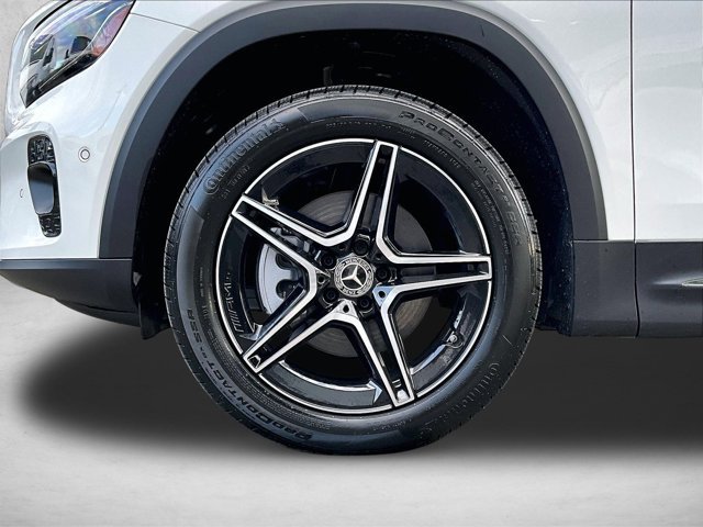 New 2026 Mercedes-Benz GLB 250 image 14
