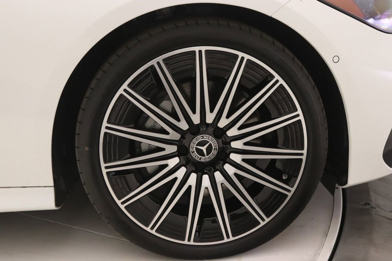 New 2026 Mercedes-Benz CLE 300 4MATIC Coupe image 14