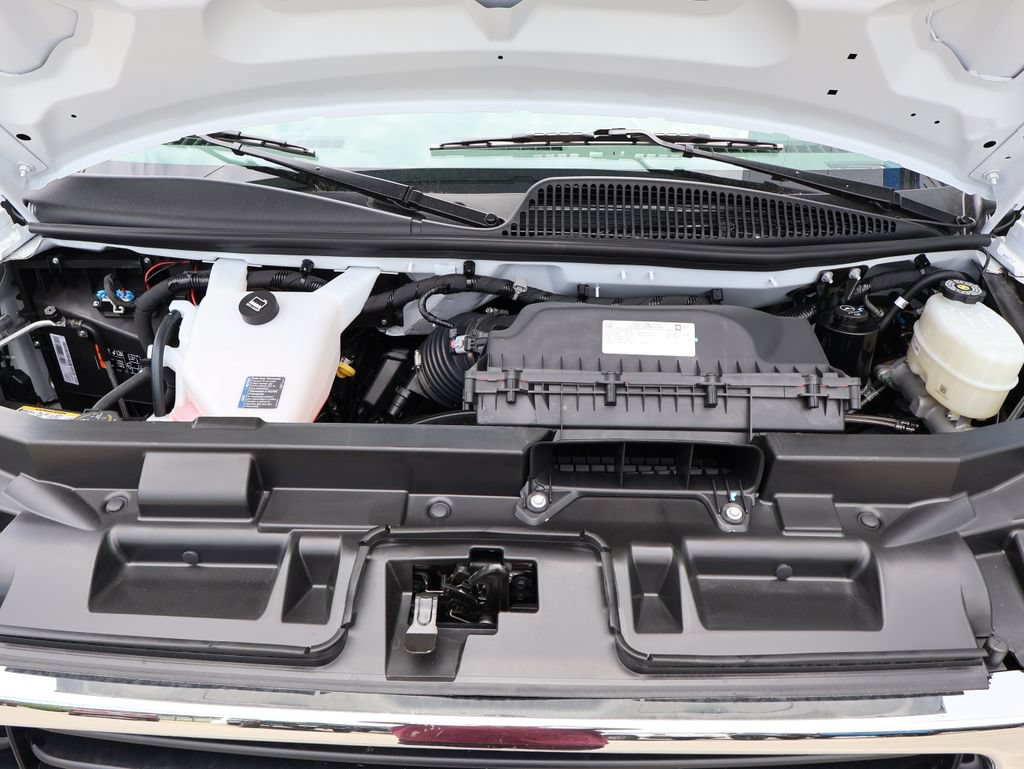 New 2026 GMC Savana 2500 w/ Enhanced Convenience Package RWD image 31
