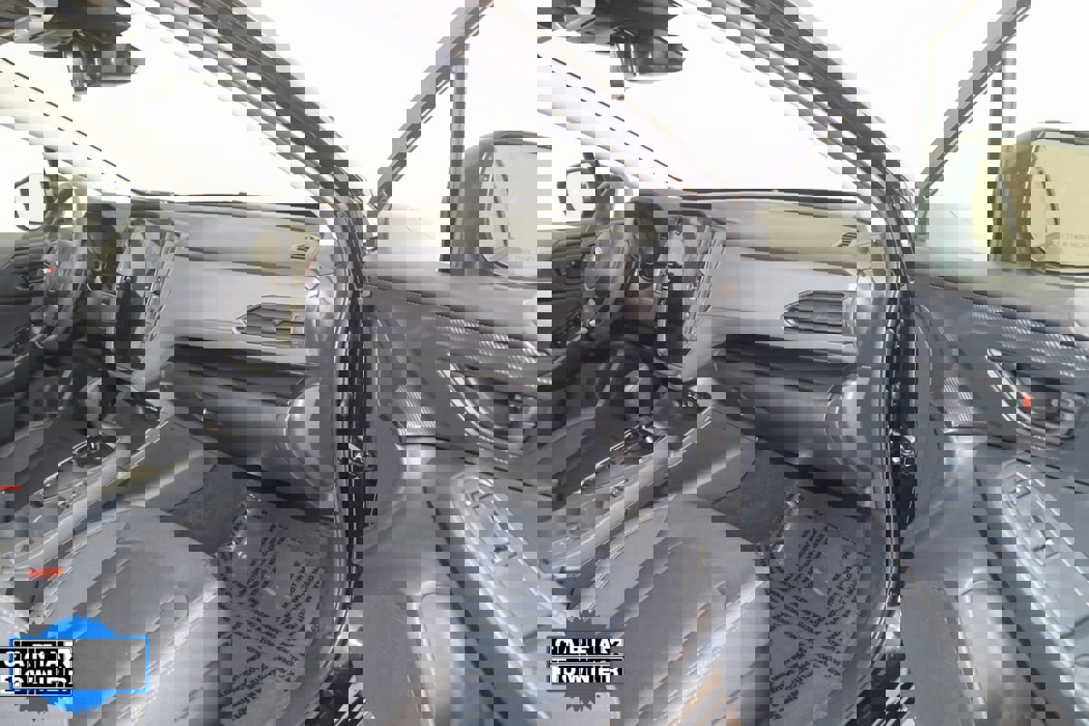 Used 2025 Subaru Crosstrek 2.0i Premium image 41