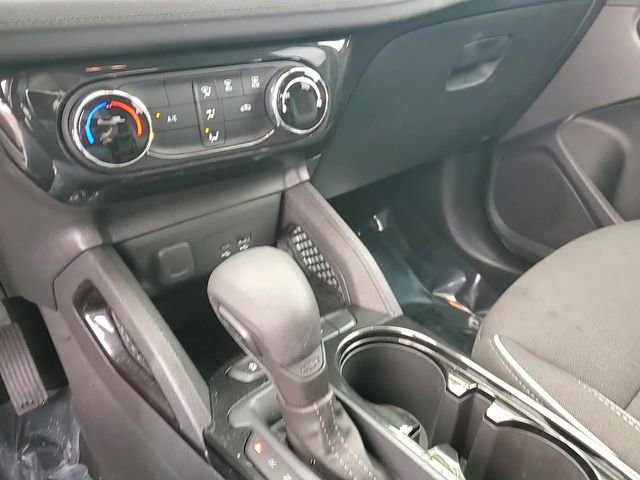 Used 2025 Chevrolet TrailBlazer LT image 22