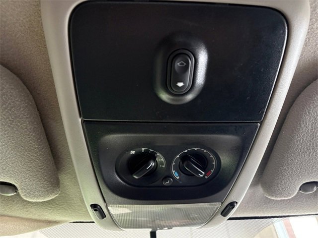 Used 2003 Ford Explorer XLT image 16