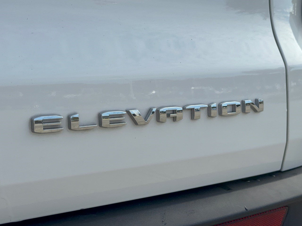 Used 2026 GMC Acadia Elevation w/ Elevation Premium Package FWD image 31