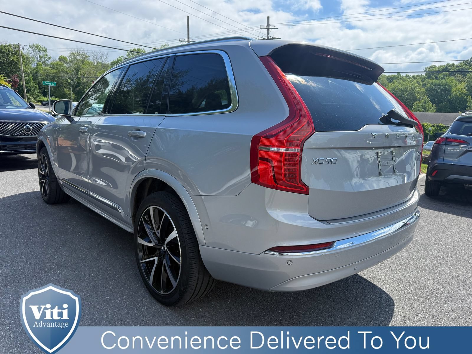 Certified 2023 Volvo XC90 B6 Plus w/ Protection Package Premier AWD/4WD image 6