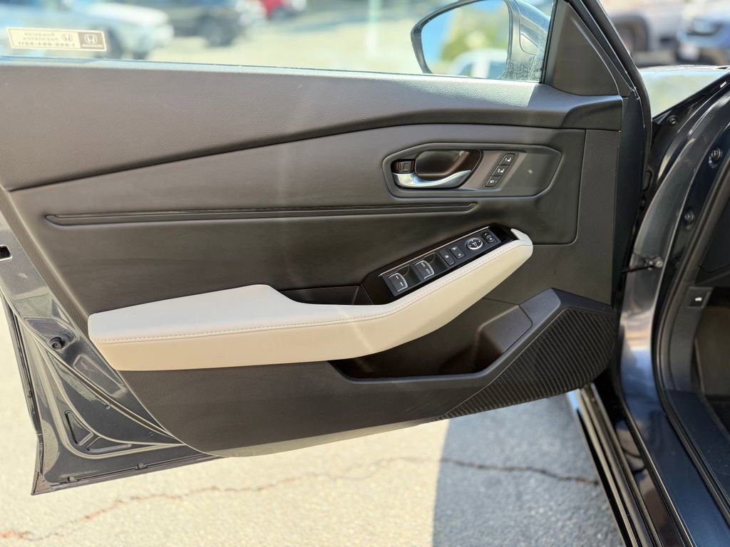 Used 2024 Honda Accord Touring image 18