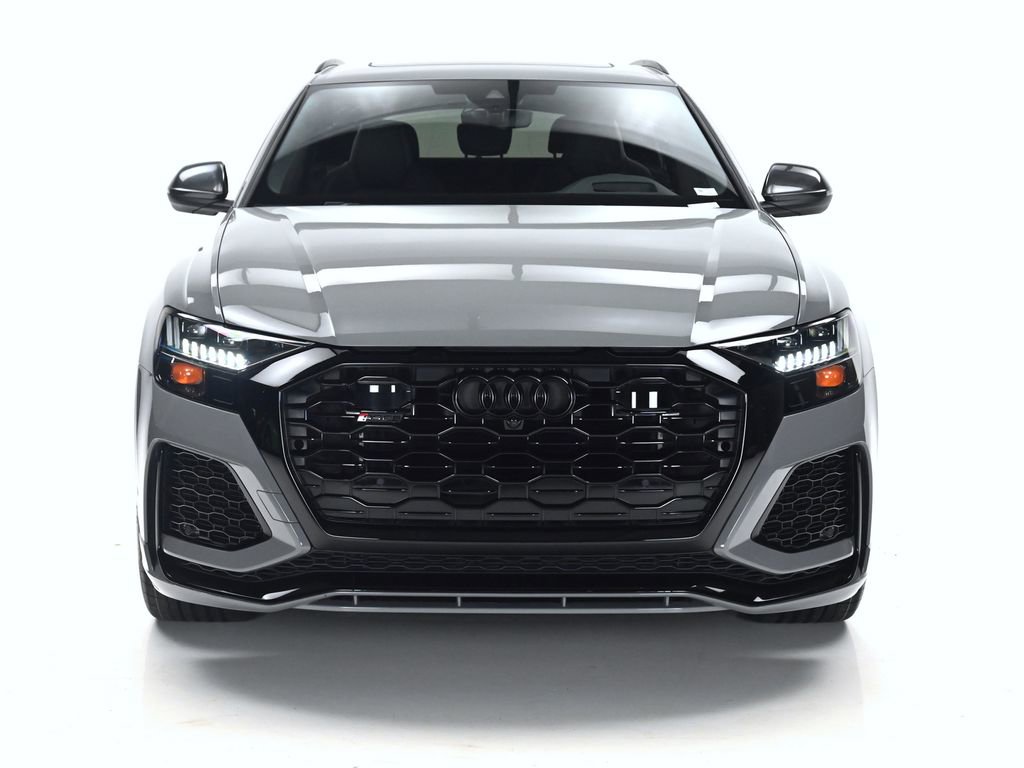 Used 2024 Audi RS Q8 image 2
