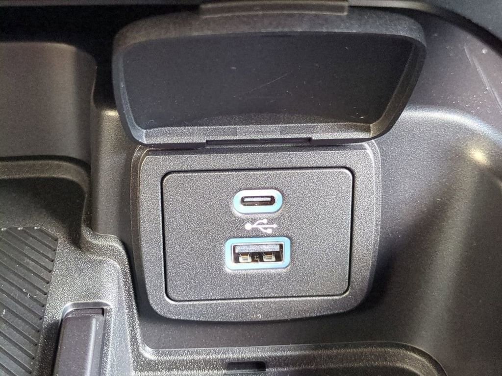 New 2025 Ford Bronco 4-Door image 32