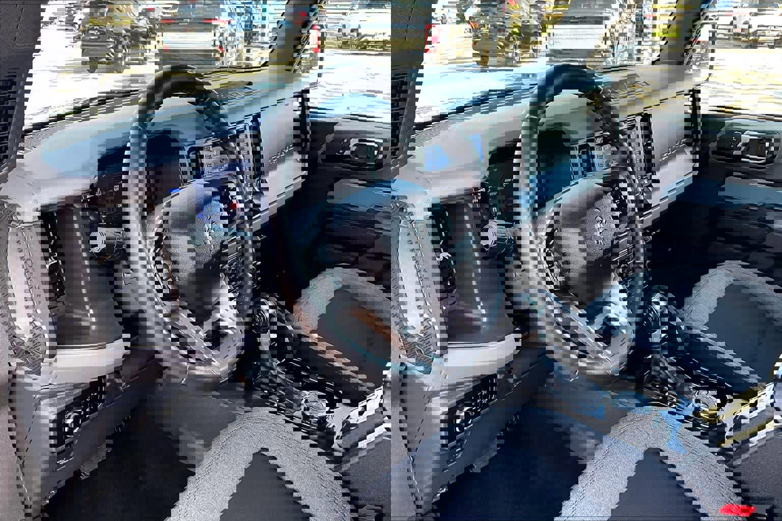 Used 2023 Ford Bronco Big Bend w/ Sasquatch Package image 17