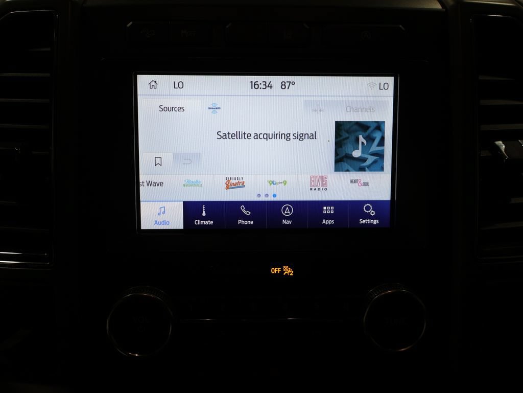 Used 2020 Ford Expedition XLT w/ Equipment Group 202A AWD/4WD image 33