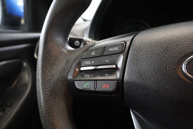 Used 2018 Hyundai Elantra GT FWD image 16